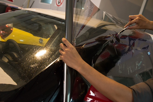 How to Find a Quality Window Film Installation Service
