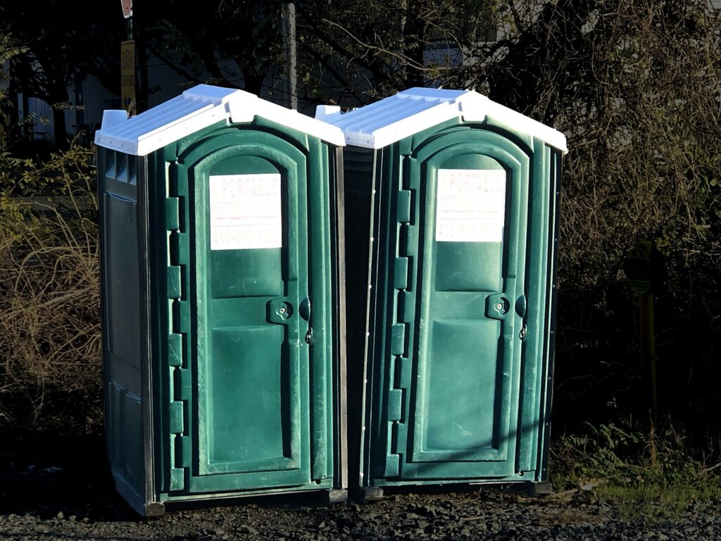 The Essential Role of Portable Toilets and Temporary Fencing in Event and Site Management! Cover image 463