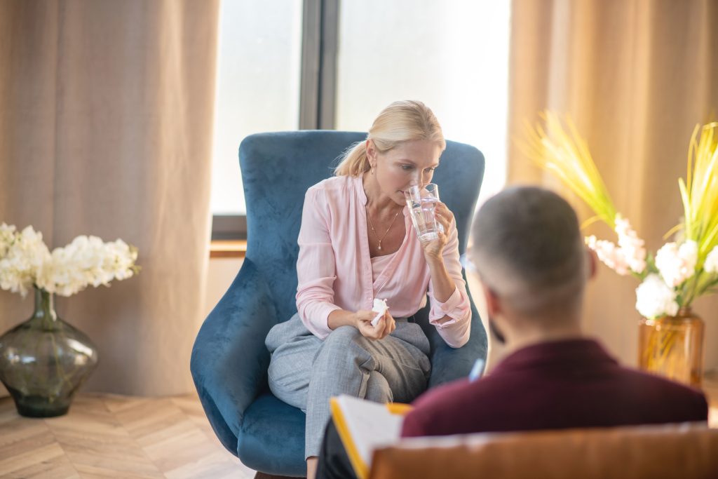 Common Worries for Millennials and Gen Z: How CBT Can Fix Them! Featured Image 00123